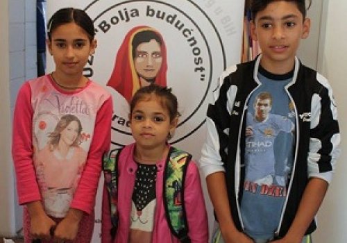 Support for education for 50 Roma pupils