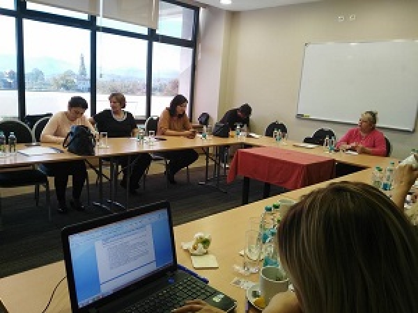 Women&#039;s Roma Network in the Language Preservation Mission