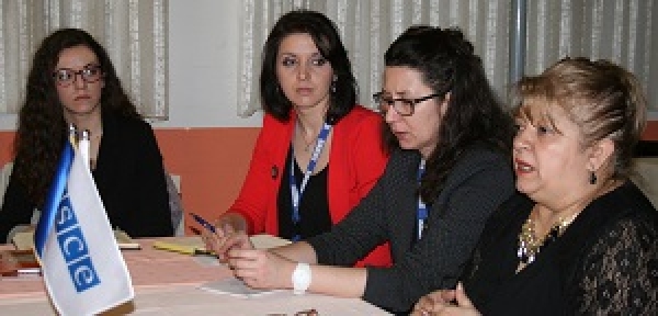 Round table on education of Roma children