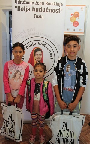 Support for education for 50 Roma pupils