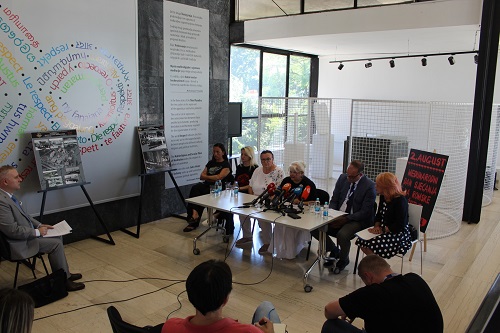 Sarajevo: U Historijskom muzeju BiH otvorena izložba o romskim žrtvama holokausta